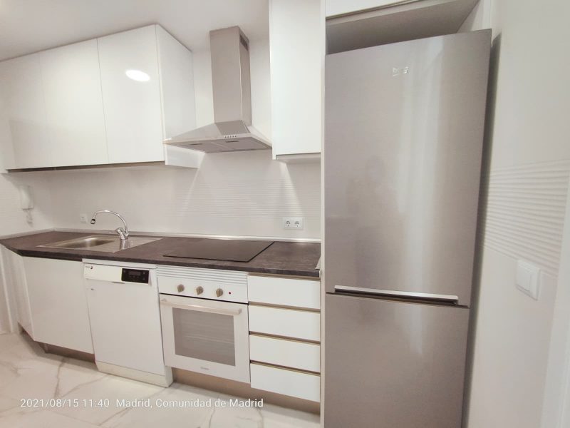 Piso en Plaza de Doctor Laguna, Niño Jesús, Madrid