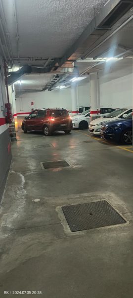 Garaje en calle Turaco, Latina, Madrid